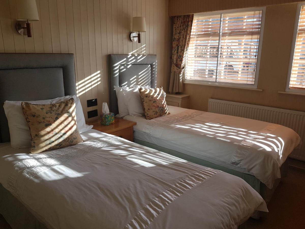 Red Cow Nantwich Bed & Breakfast Crewe Exterior photo