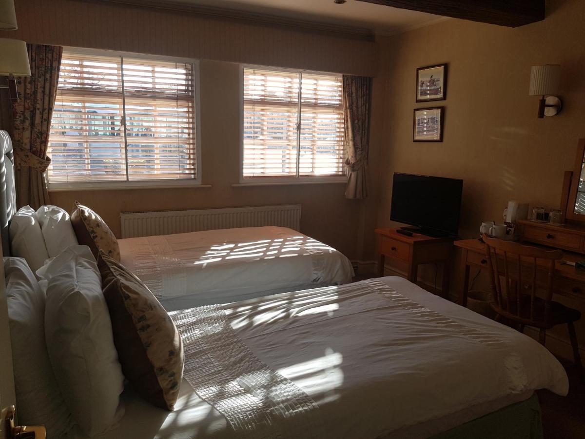 Red Cow Nantwich Bed & Breakfast Crewe Exterior photo